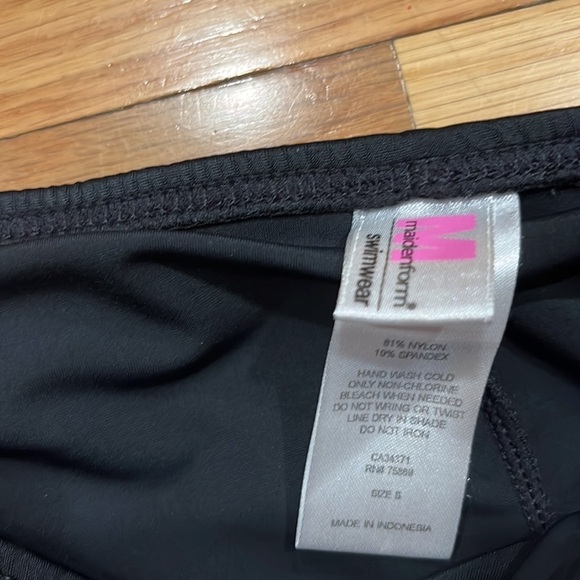 MAIDEN form women’s black swim skirt bottom size small . - Picture 2 of 6